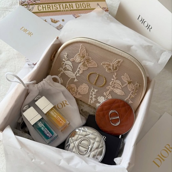 🆕 Dior Beauty Limited Edition Mothers Day Pouch - Picture 1 of 12